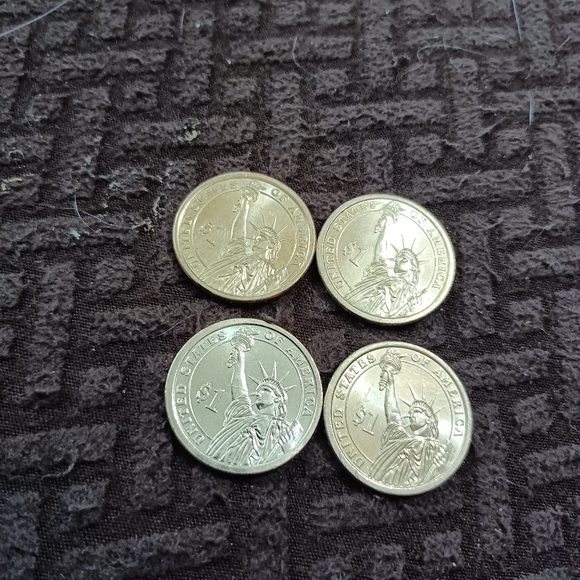 4 U.S. Presidential dollars - Picture 2 of 6